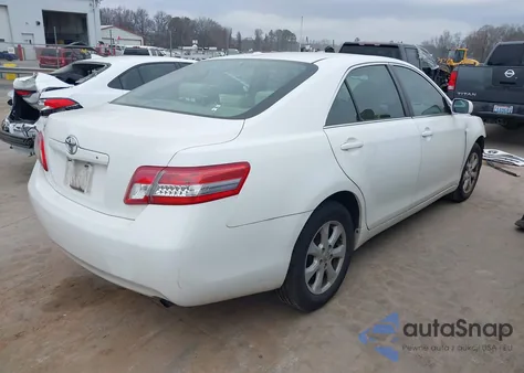 2011 Toyota Camry Le z USA, uszkodzony, nr VIN 4T1BF3EK8BU757416